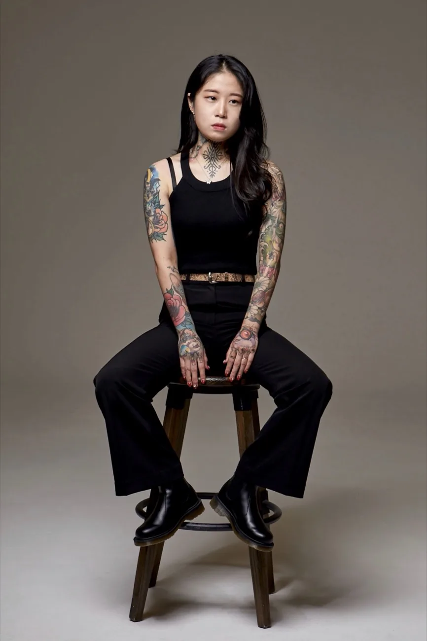 Portrait of the tattoo artist Yeono